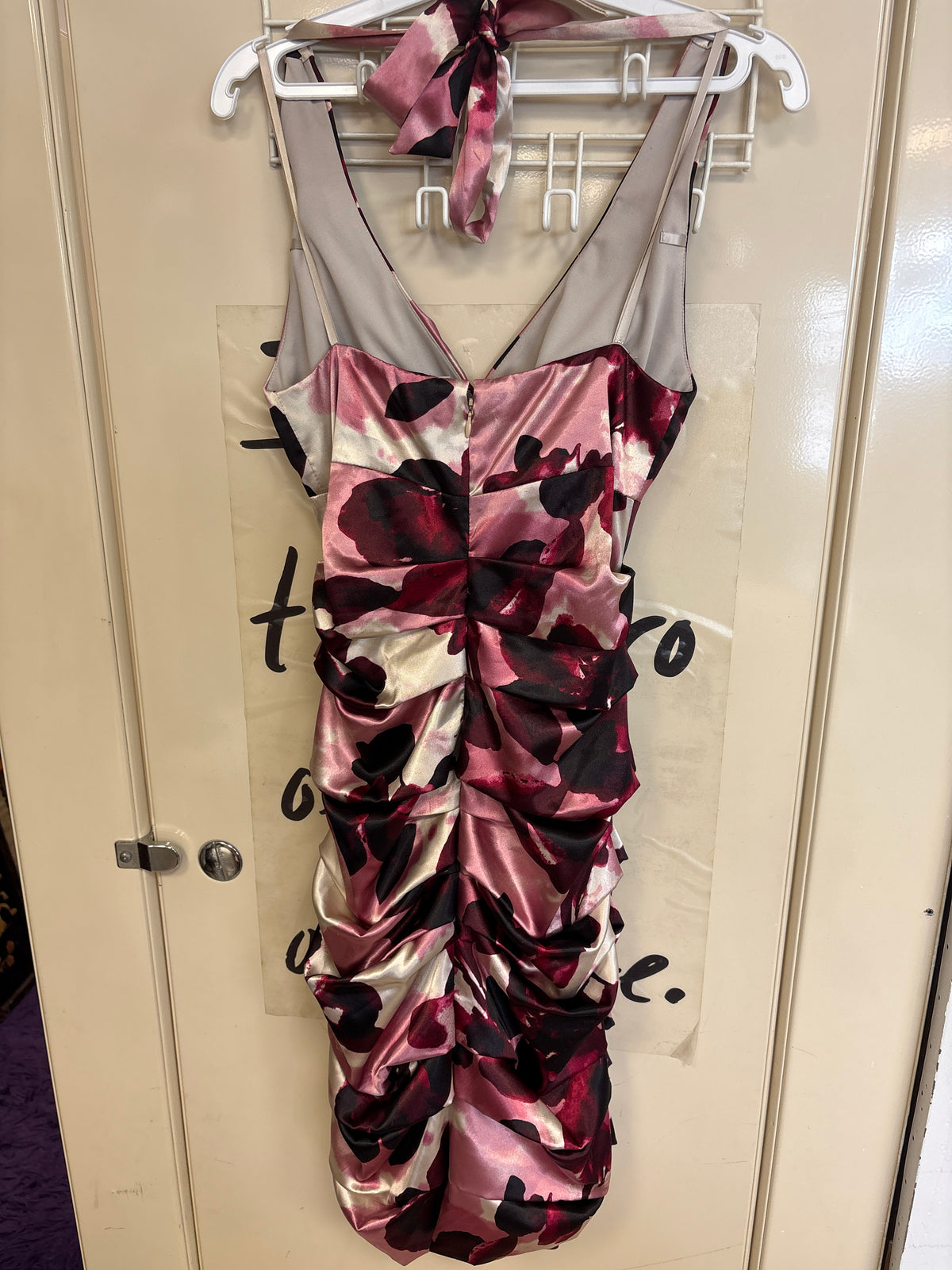 Robe drapée imprimée rose et noire — taille S — photo 2