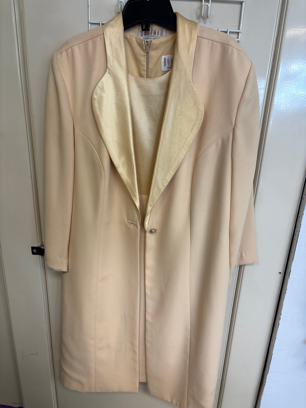 Ensemble tailleur champagne — taille 16 — photo 4