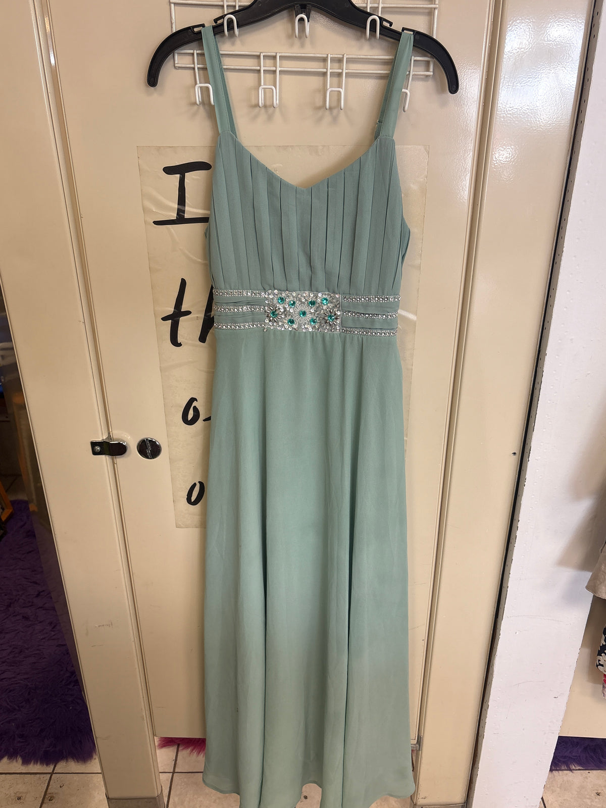 Robe longue vert sauge — taille non indiquée — photo 2