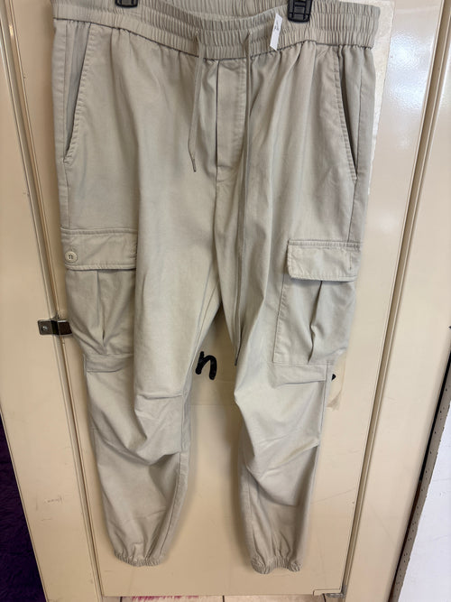 Pantalon cargo beige — taille non indiquée